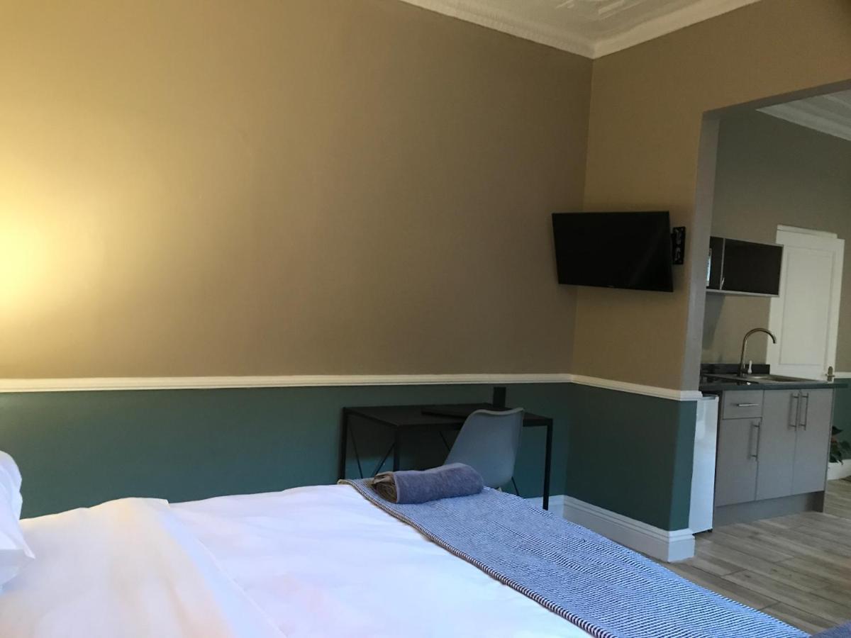 Aluve Guesthouse Johannesbourg Extérieur photo
