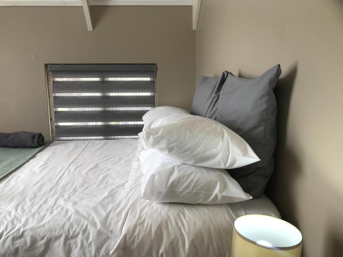 Aluve Guesthouse Johannesbourg Extérieur photo