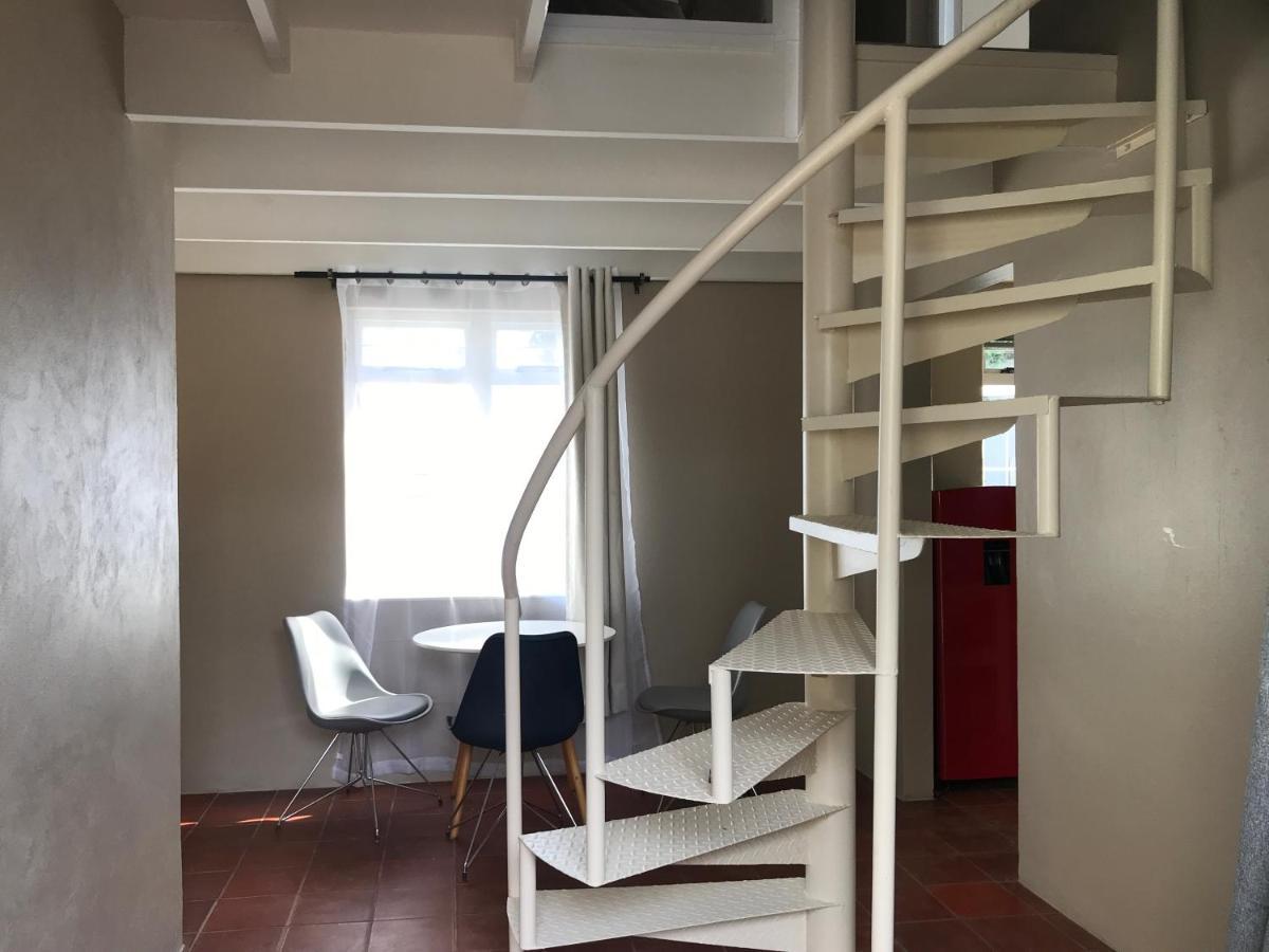 Aluve Guesthouse Johannesbourg Extérieur photo